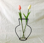 Load image into Gallery viewer, Silhouette Iron Line Flowers Vase
