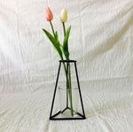 Load image into Gallery viewer, Silhouette Iron Line Flowers Vase
